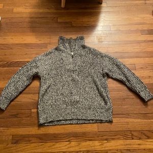 Size M- quarter zip knit sweater. Oversize.